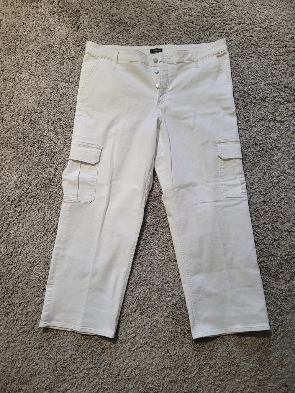 Express Women's White Cargo Pants with Utility Pockets 29" inseam